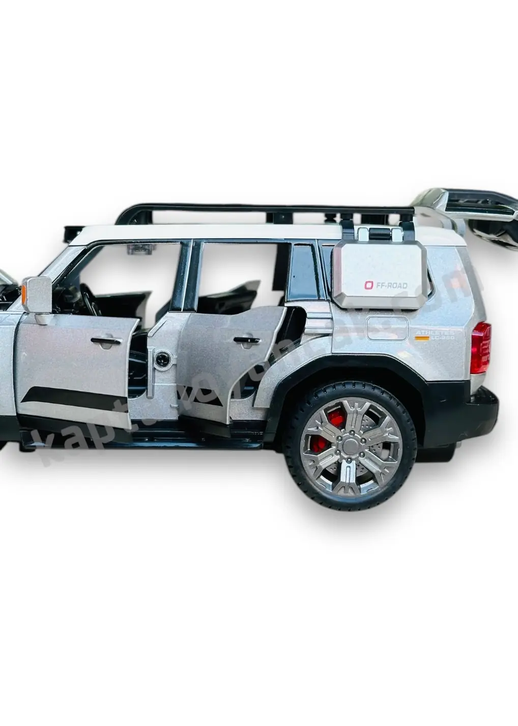 Çek Bırak Sesli ve Işıklı Duman Çıkartan Metal Jeep 6