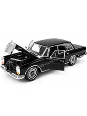 Kapıları Açılıp Kapanabilen Çek Bırak Metal Mercedes Benz 600 1963 1:24 2