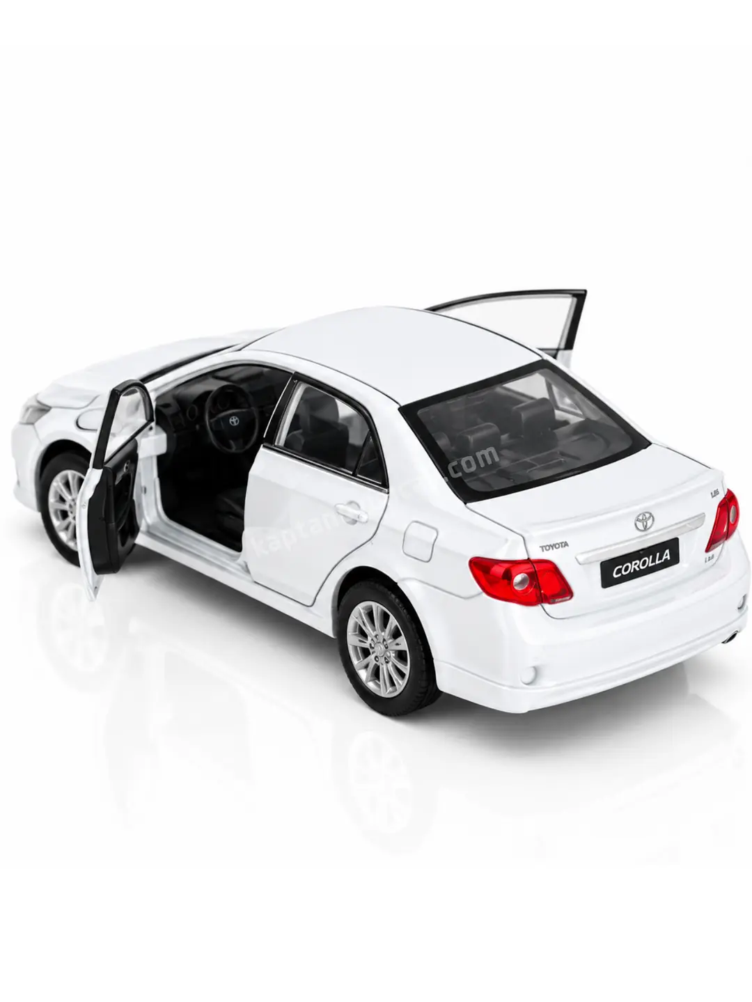 Kapıları Açılıp Kapanabilen Çek Bırak Metal Toyota Corolla 3