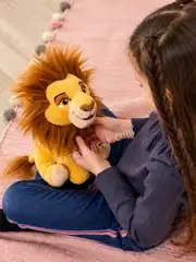 Disney Kral Peluş Aslan 25 Cm 1