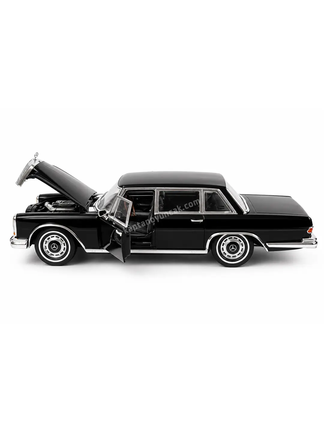 Kapıları Açılıp Kapanabilen Çek Bırak Metal Mercedes Benz 600 1963 1:24 3